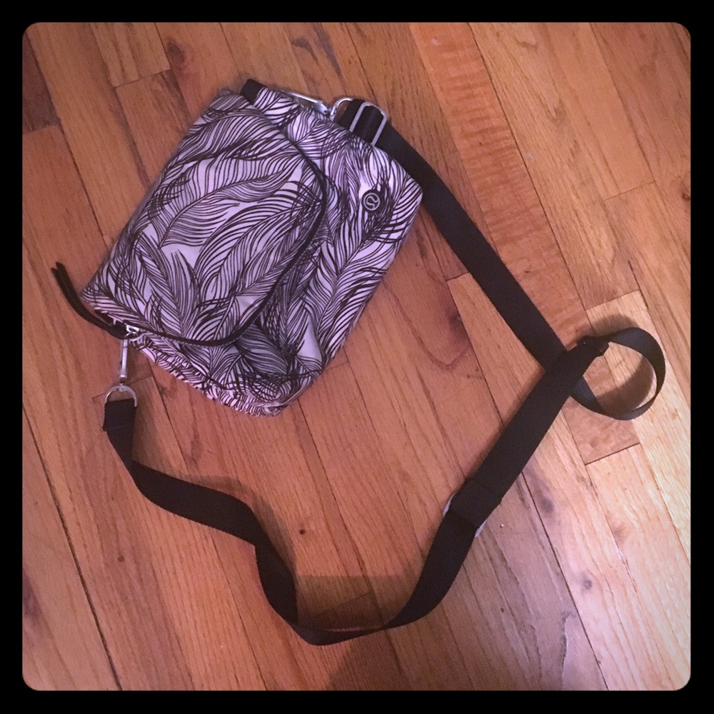 Lululemon Festival Bag